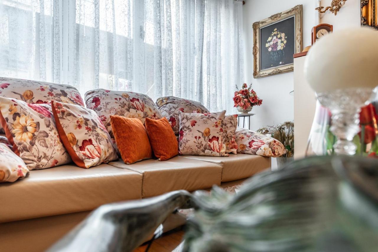 Vintage And Warm 2Br Apartament In Tirana Eksteriør billede