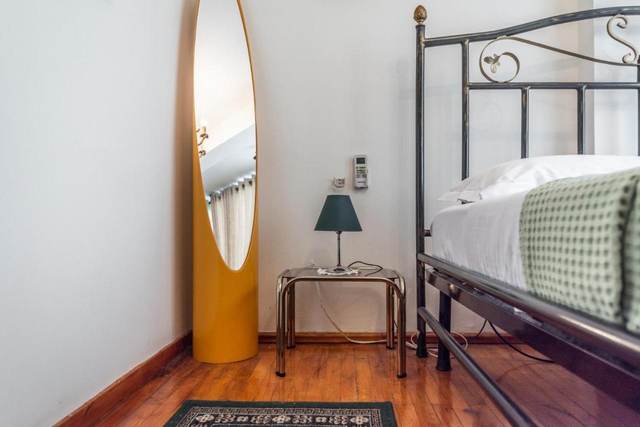 Vintage And Warm 2Br Apartament In Tirana Eksteriør billede