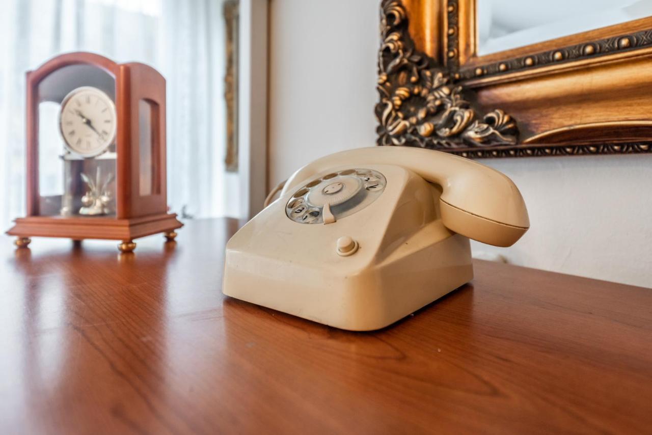 Vintage And Warm 2Br Apartament In Tirana Eksteriør billede